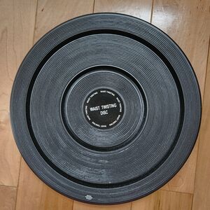 Waist twisting disk